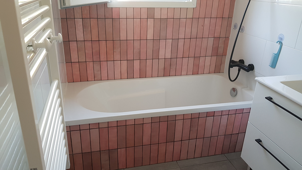 ARTISAN ROSE MALLOW - Faience  6,5x20 cm aspect zellige brillant rose