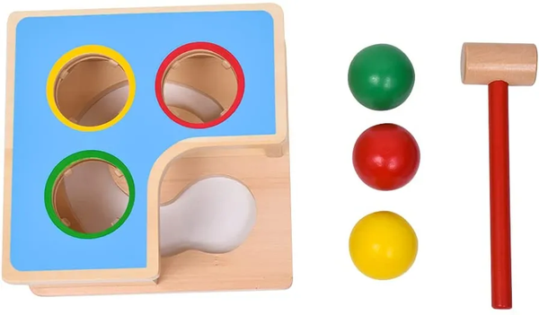 Banc à marteler en bois Goki  2 en 1 avec Circuit à boules