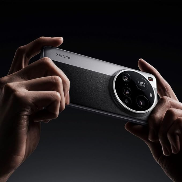 Xiaomi 15 Ultra Smartphone 16+512GB Noir - Téléobjectif Leica 200MP - Version Française